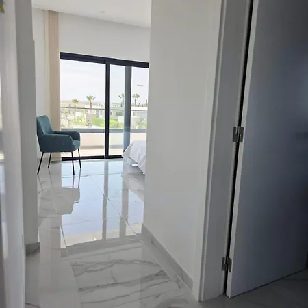 Paraiso Villa