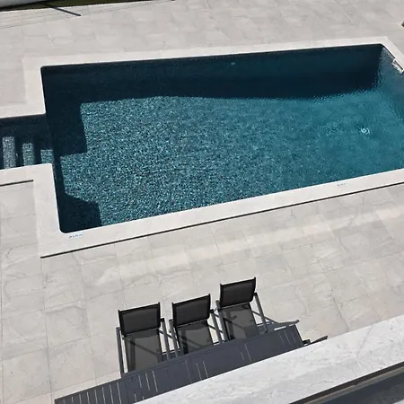Paraiso Villa Alcantarilha